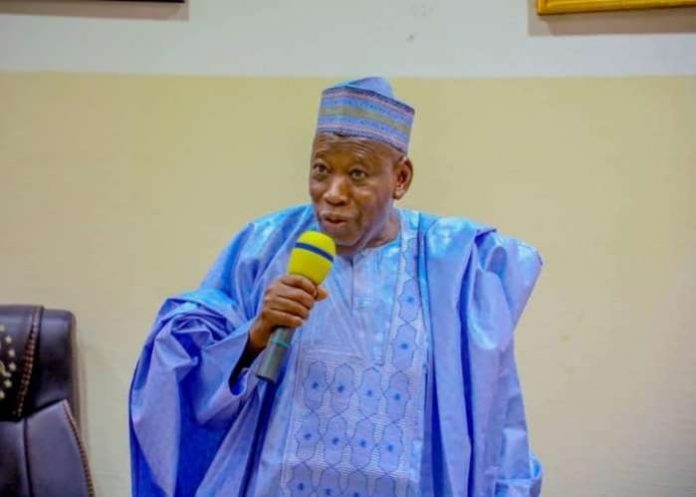 Kano governor disburses N148 million to 1,400 public schools