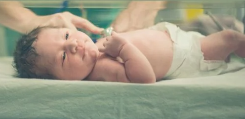 U.S. Woman Gives Birth To First Known Baby With SARS-CoV-2 Antibodies